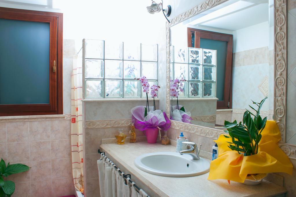 Il Vecchioliveto Di Ornella Bed & Breakfast Marrùbiu Стая снимка