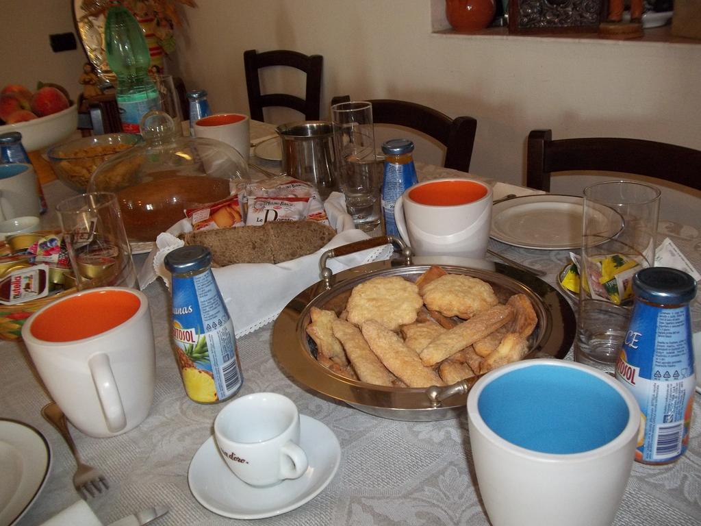 Il Vecchioliveto Di Ornella Bed & Breakfast Marrùbiu Стая снимка
